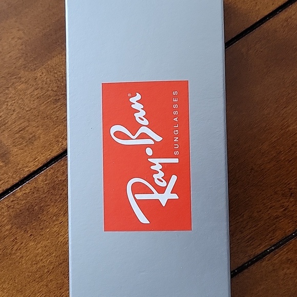 Rayban Aviator glasses